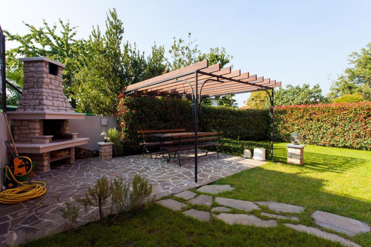 Apartments Banic Porec Exterior photo